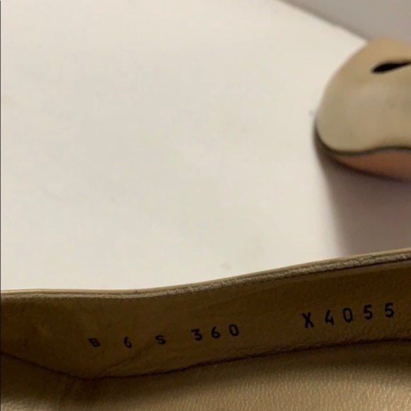 ST JOHN GOLD METALLIC PUMPS Size 6B - Picture 5 of 9